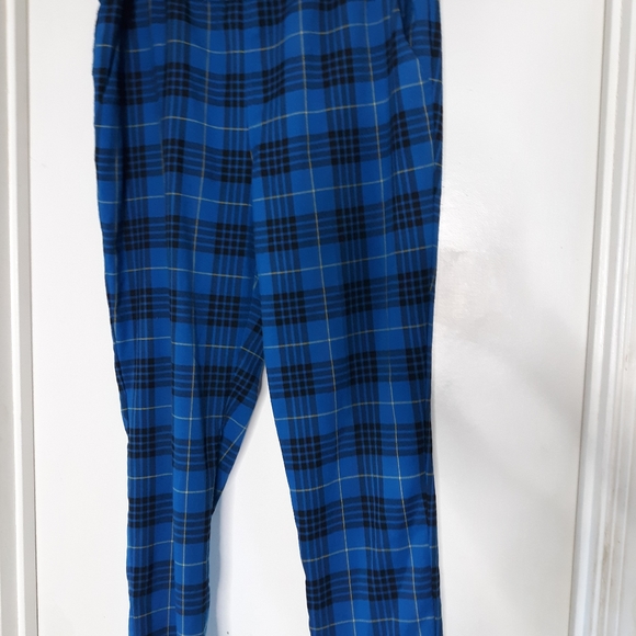 Arizona pants and top - Picture 2 of 8